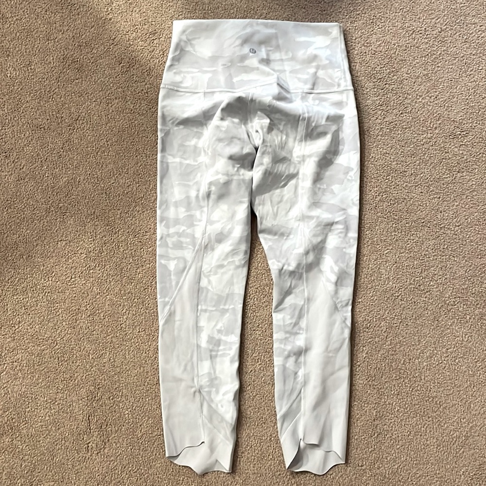 White/Gray Fatigue Lululemon Leggings - 23inch
